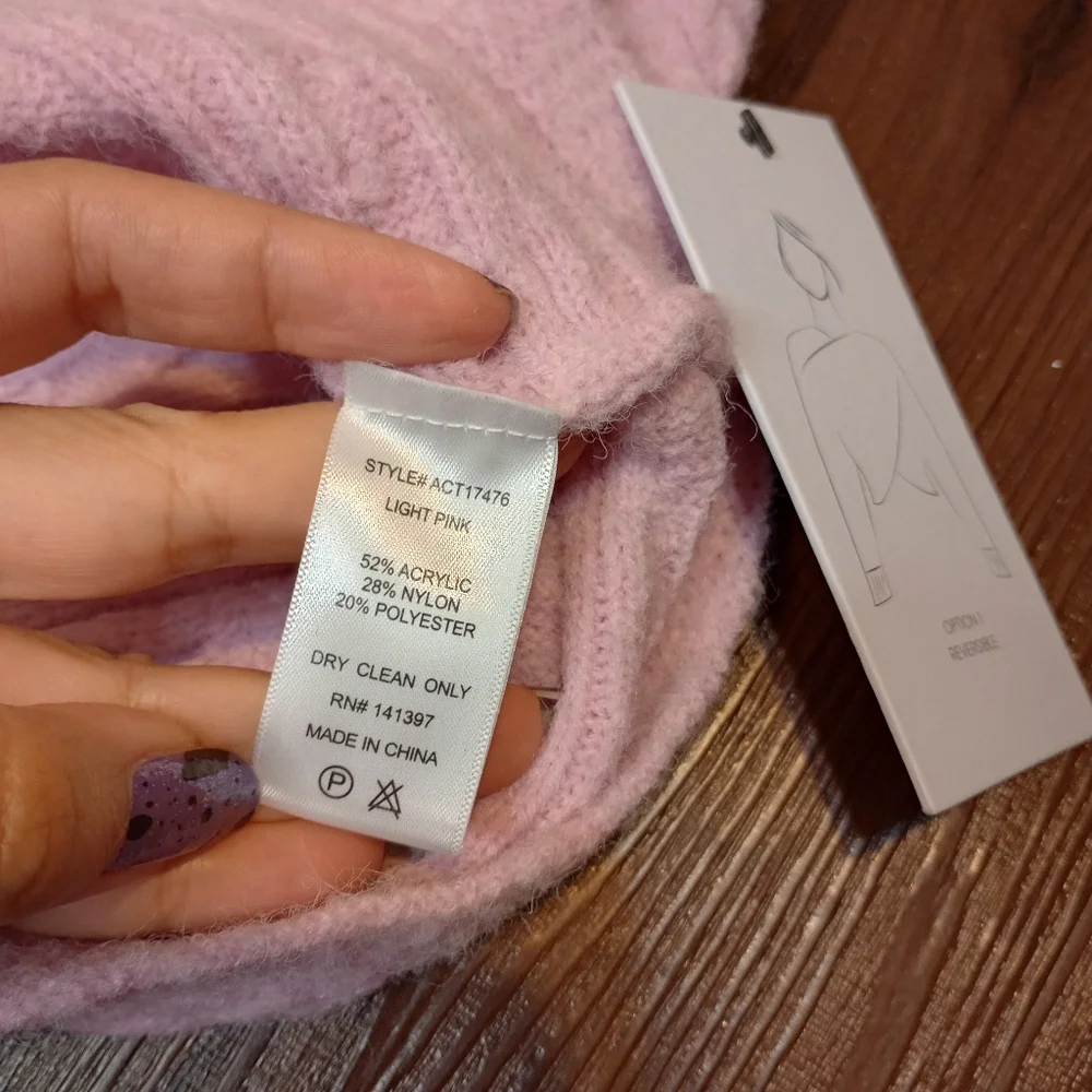 astr the label Mariana Crossover Sweater in Light Pink - Picture 5 of 10